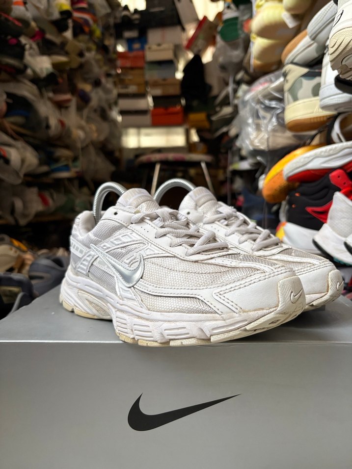 Nike İnitiatör - Görsel 2