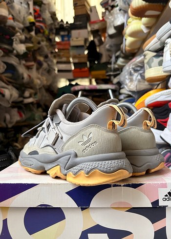 Gri Bağcıklı Adidas Spor Ayakkabı - Görsel 4