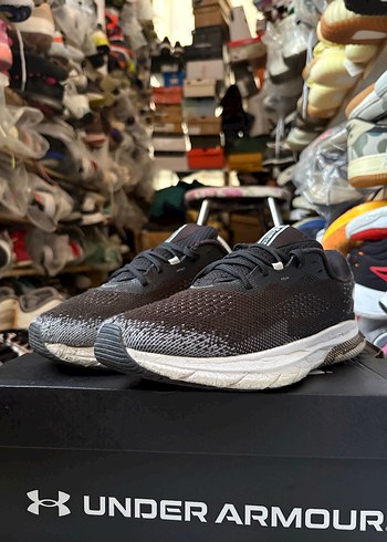 Under Armour Gri Erkek Koşu Ayakkabısı - Görsel 4