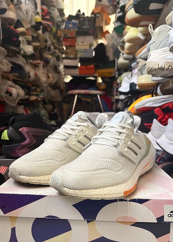 Adidas Ultraboost 22 - Görsel 5