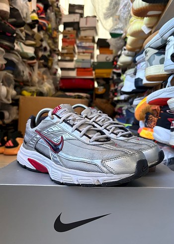 Nike İnitiatör - Görsel 2