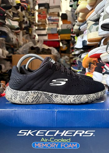 Skechers 39