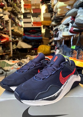 Nike Legend Essential 3 - Görsel 4