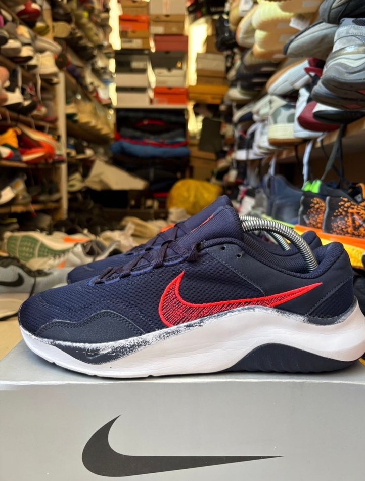 Nike Legend Essential 3 - Görsel 5