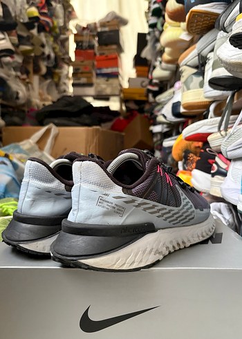 Nike Legend React 3 Goretex - Görsel 3