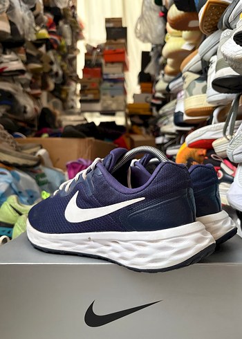 Nike Revolution 6 - Görsel 3