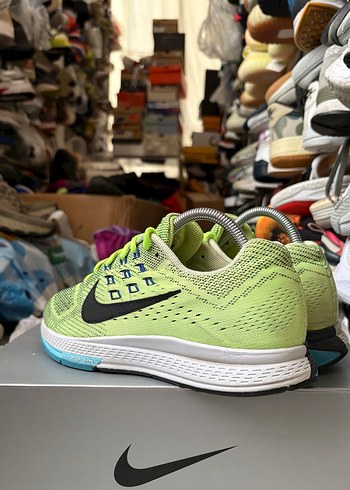 Nike Air Zoom Structure 18 - Görsel 3