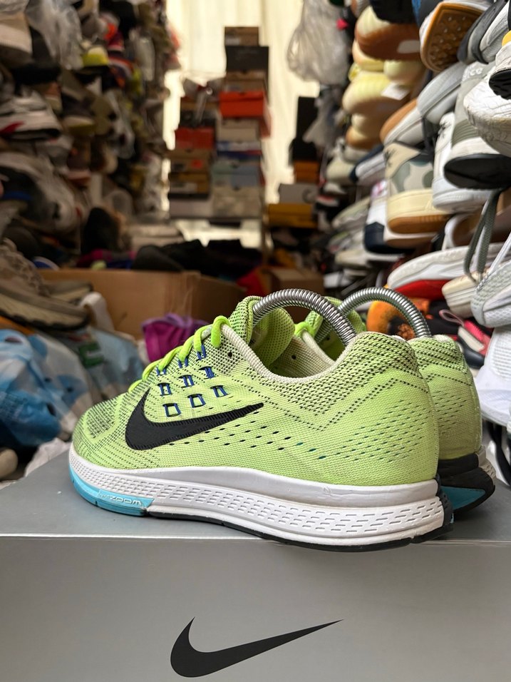 Nike Air Zoom Structure 18 - Görsel 3