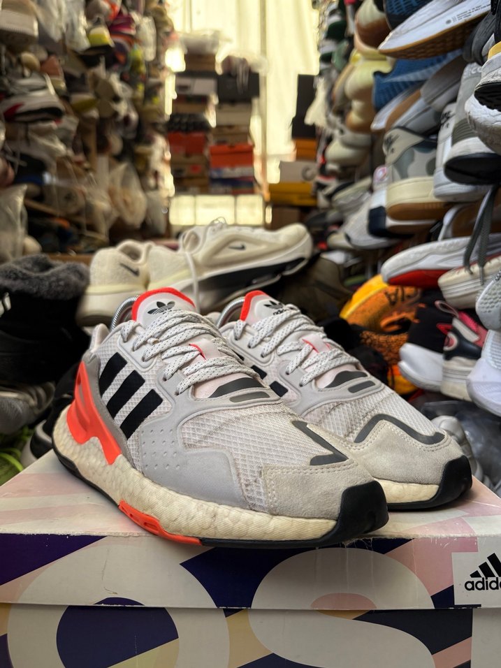 Adidas Day Jogger Boost - Görsel 2