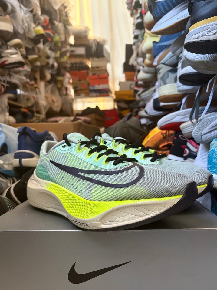 Nike Zoom Fly 5 - Görsel 2