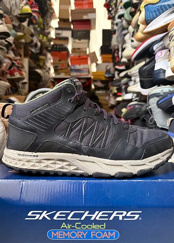 Skechers 44