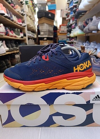 Hoka Challanger Atr 6