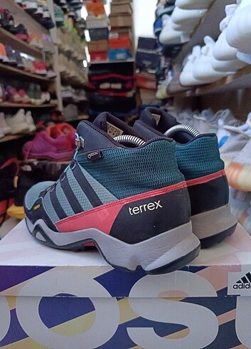 39 Beden mavi Renk Adidas Terrex Goretex