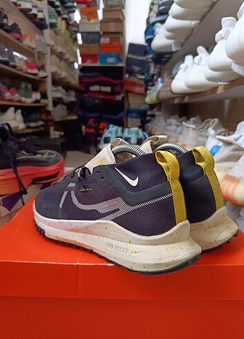Nike Nike React Pegasus Trail 4 Goretex