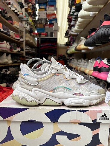 Adidas Ozweego