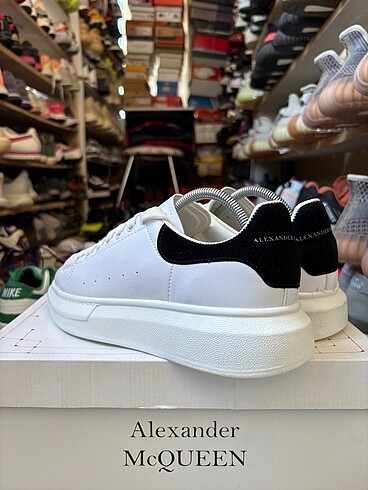 40 Beden Alexander MCQUEEN