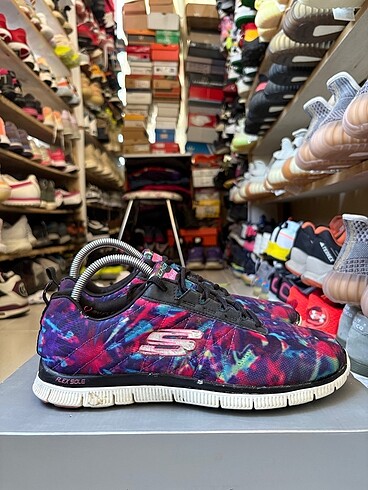Skechers Flex