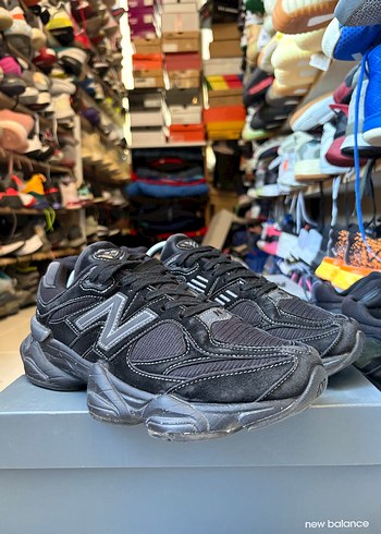 44 Beden New Balance 9060