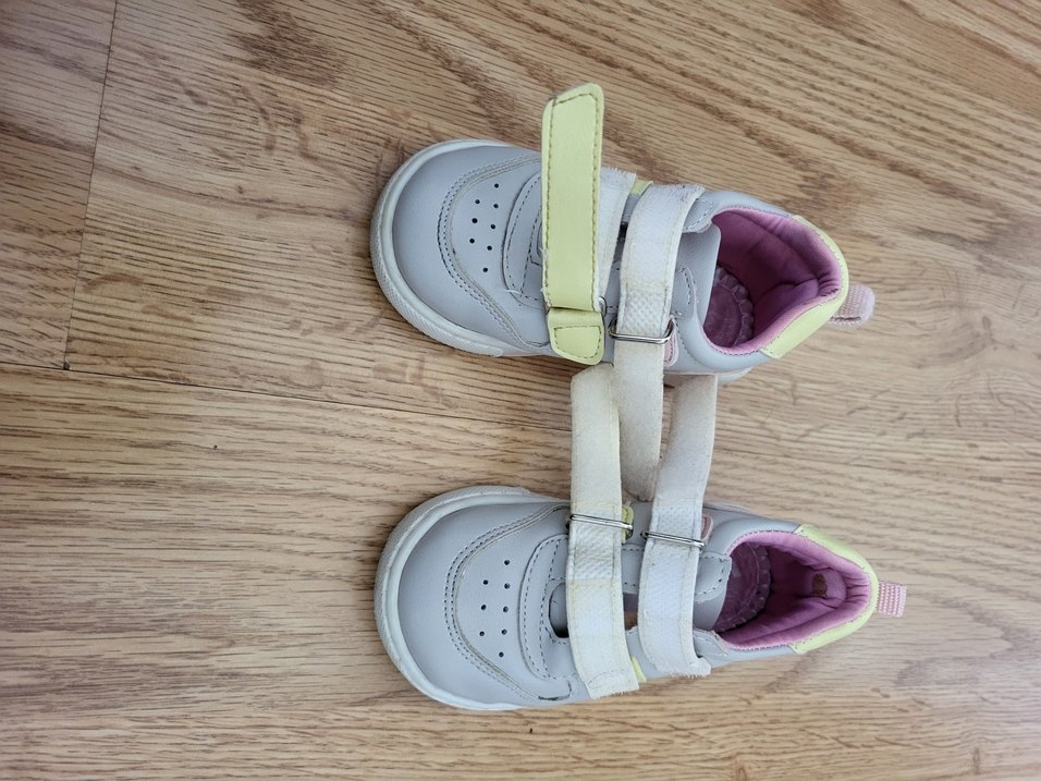 Minipicco Ortopedik Çocuk Gri Pastel Cırtlı Spor Ayakkabı - Görsel 3