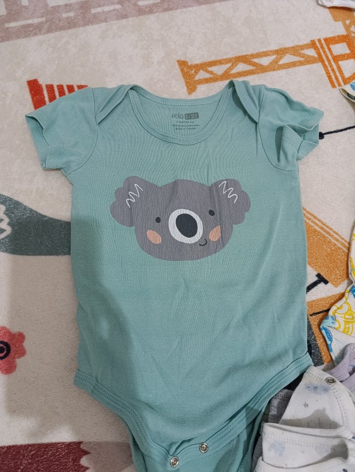 Gri Örgü Pamuklu Kısa Kollu Bebek Body - Görsel 5