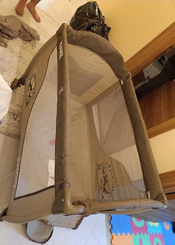 Bej Renkli Bebek Oyun Parkı