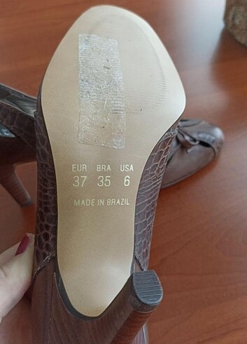Diğer 37 numara stiletto