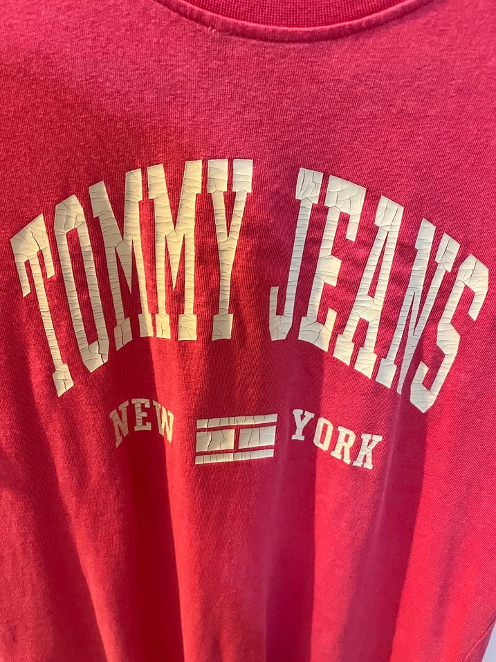 Tommy Jeans Pembe Baskılı Kadın Tişört - Görsel 2