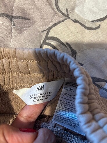 5 Yaş Beden H&M-Defacto-Nebbati 3 pantolon