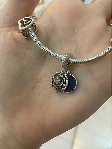 Pandora yıldız charm