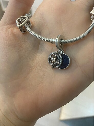 Pandora Pandora yıldız charm