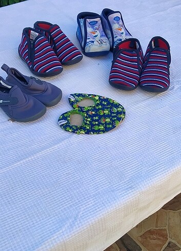 Nike Bebek panduf ayakkabilari