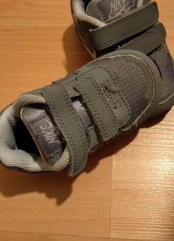19 Beden Orjinal Nike ayakkabı 19.5