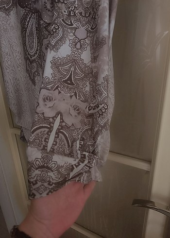 xl Beden çeşitli Renk Pembe ,krem ve kahverengi taşlı tunik