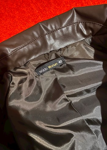 Düğmeli Kahverengi Deri Kadın Biker Ceket - Görsel 3