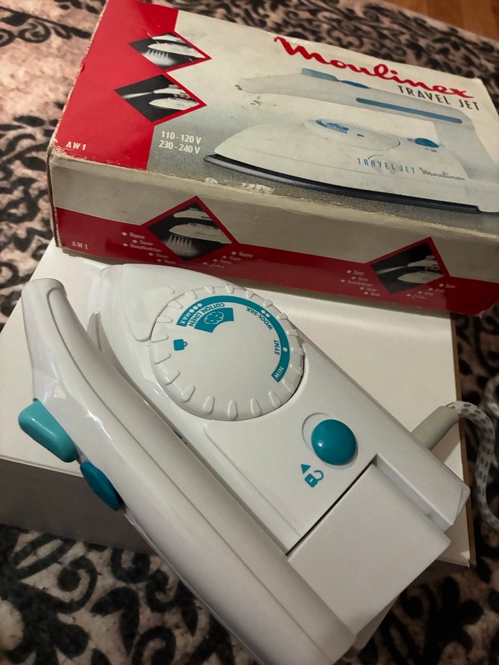 Beyaz Seyahat Ütüsü - Görsel 2