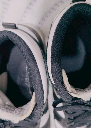 Nike Kadın Siyah Beyaz Bağcıklı Spor Ayakkabı - Görsel 7