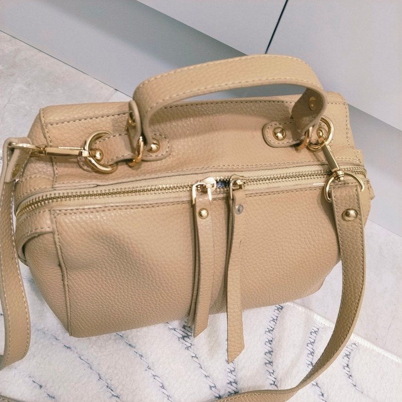 elle Bej Deri Kadın Çanta - Minimalist Tasarım - Görsel 2