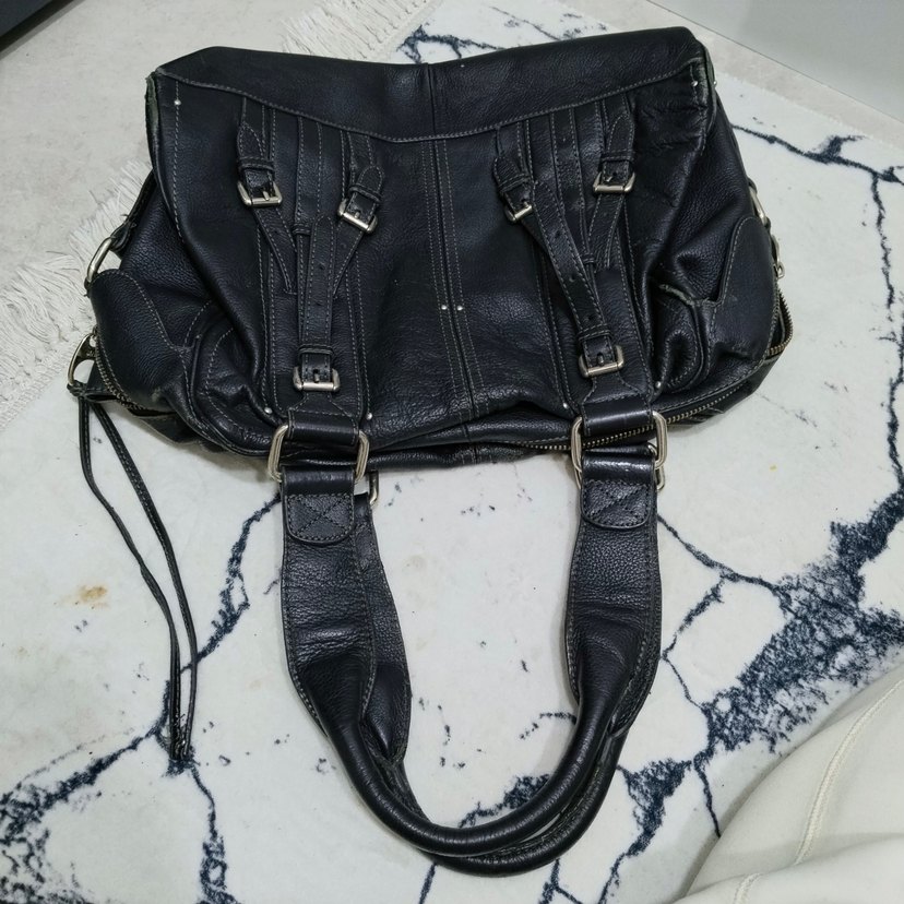 MANGO Kemer Detaylı Siyah Deri Kadın Çanta GERCEK DANA DERİ - Görsel 4