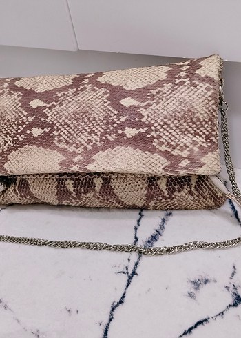 HOTİÇ Zincir Detaylı Kahverengi Yılan Derisi Desenli Kadın Çanta - Görsel 5