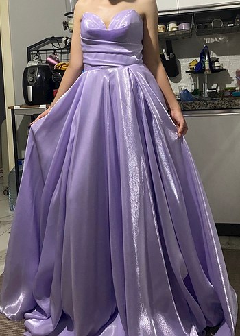 Mor Drapeli Uzun Straplez Nişan Elbisesi - Görsel 3