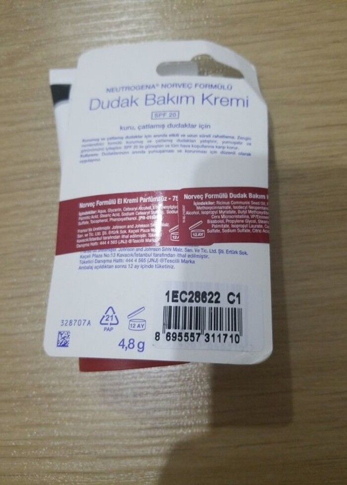 Neutrogena el kremi ve dudak bakım kremi - Görsel 2