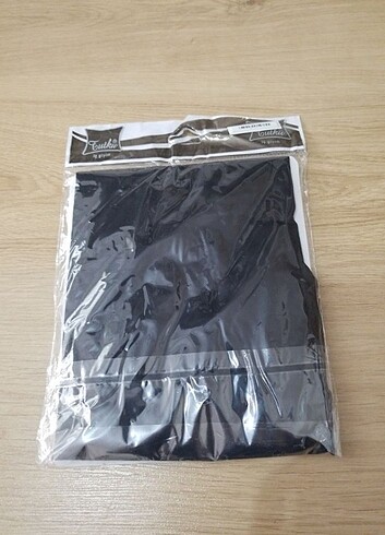 Siyah kopçalı atlet - Görsel 2