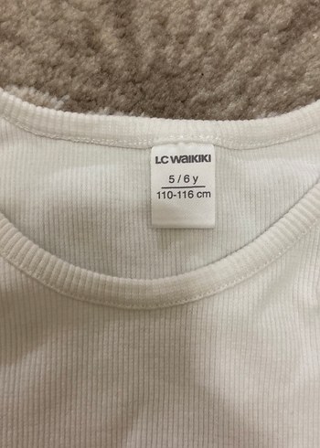 Kız Çocuk Beyaz Pamuklu Fırfırlı Kolsuz Tişört - Görsel 2