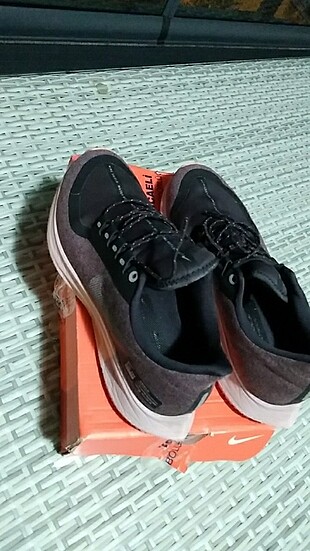 Nike spor ayakkabı 40 numara