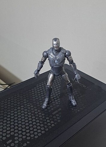 Marvel Legends Iron Man Mark II