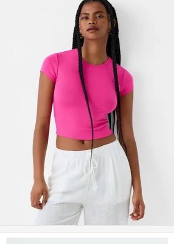 Bershka Pembe Kısa Kollu Crop Tişört