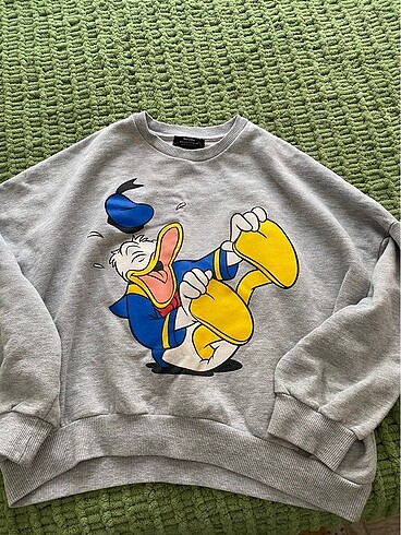 Bershka donald duck baskılı sweatshirt