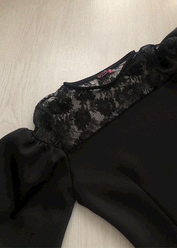 Dantel Detaylı Siyah Gotik Mini Bluz - Görsel 3