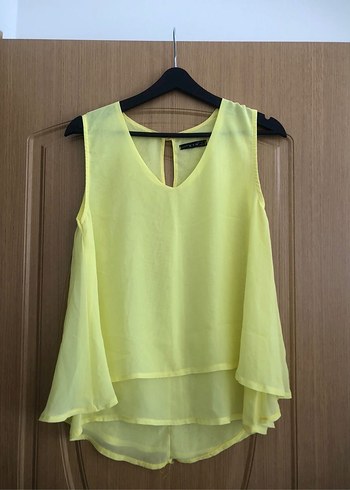 Sarı V Yakalı Kolsuz Salaş Bluz - Görsel 2