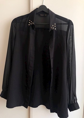 Siyah Düğmeli Gotik Kadın Gömlek - Görsel 2